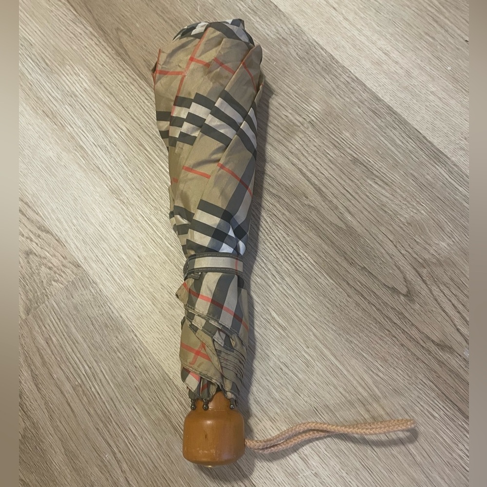 Burberry - Plaid Umbrella with Wooden Handle